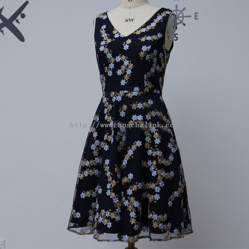 Newly Designed Sleeveless V-neck Printed High-waisted Flared Casual Dress for Women