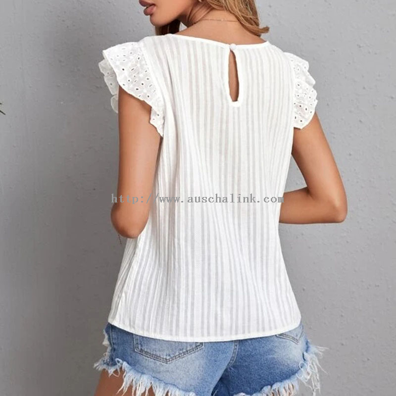 2022 Summer White Round Collar Eyelet Embroidery Fllotus Cuff Keyhole Back Casual Shirt for Women